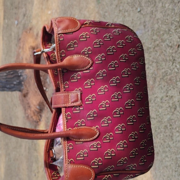 Dooney & Bourke Signature Handler 3 compartment shoulder crossbody bag FREE Ship - Picture 4 of 12